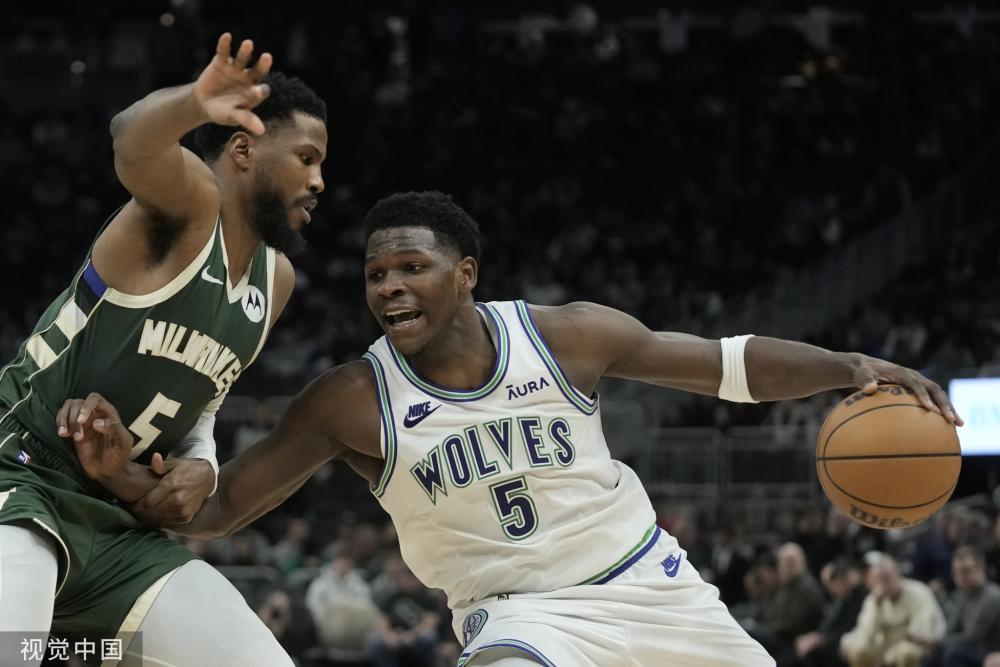 为队内年轻 为队内年轻